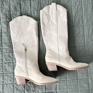 White Western Dolce Vita Boots!